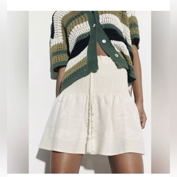 Zara Dresses & Skirts - NWT Zara Cream Mini Skirt Embroidered Stitched Bohemian Elastic Waist Size M